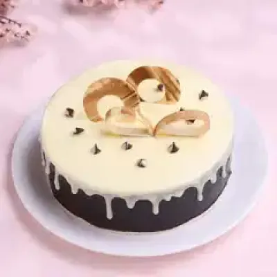 Choco Vanilla Delight Cake