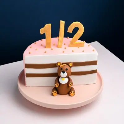 Cute Bear Half cake
